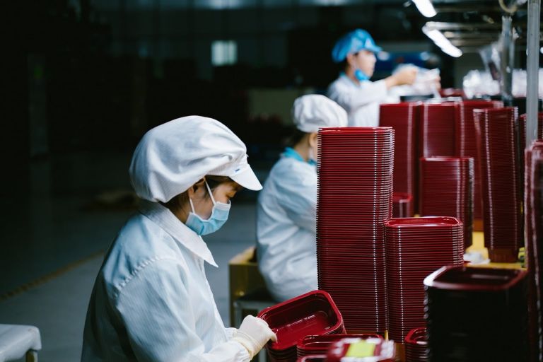 Worker 6322085 1280 768x512